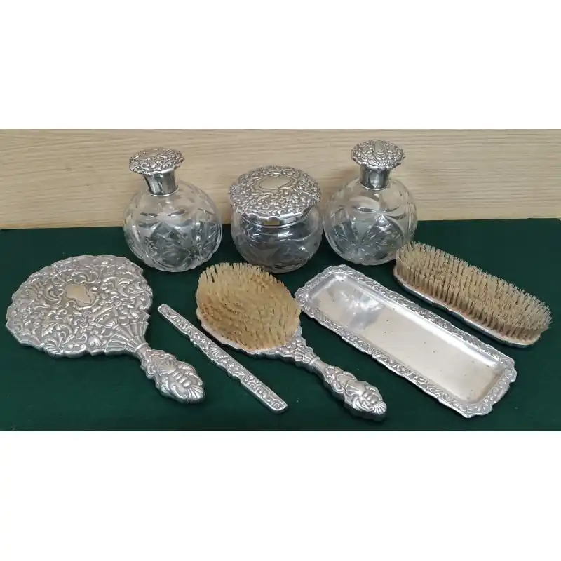 Juego de tocador cristal tallado y alpaca Venta Final